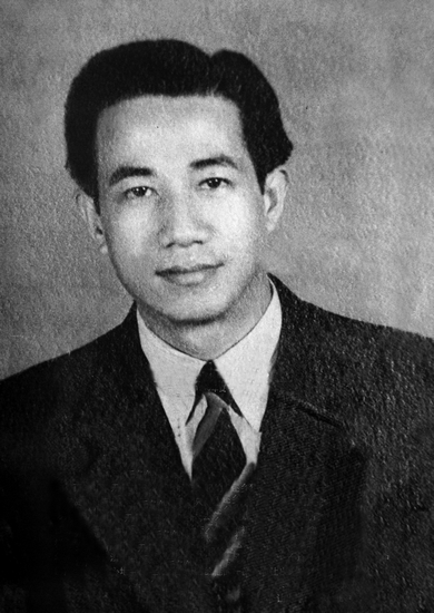 汤晓丹