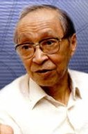 姚一苇