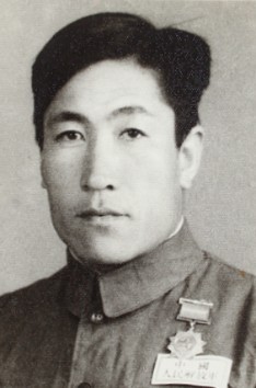 鞠占贵