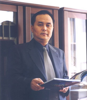 杜平