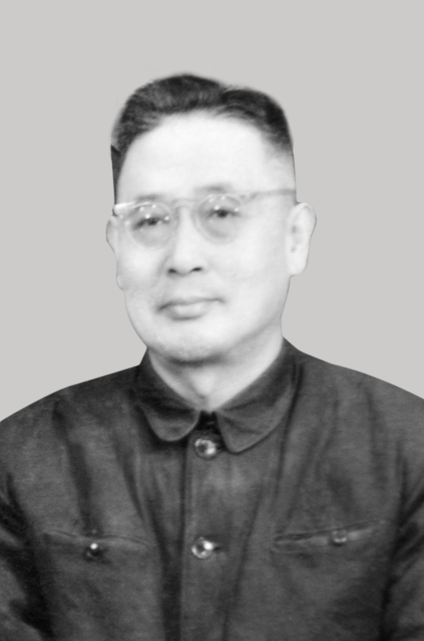 鲍栋年