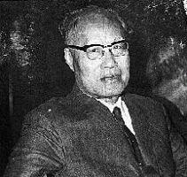 成舍我