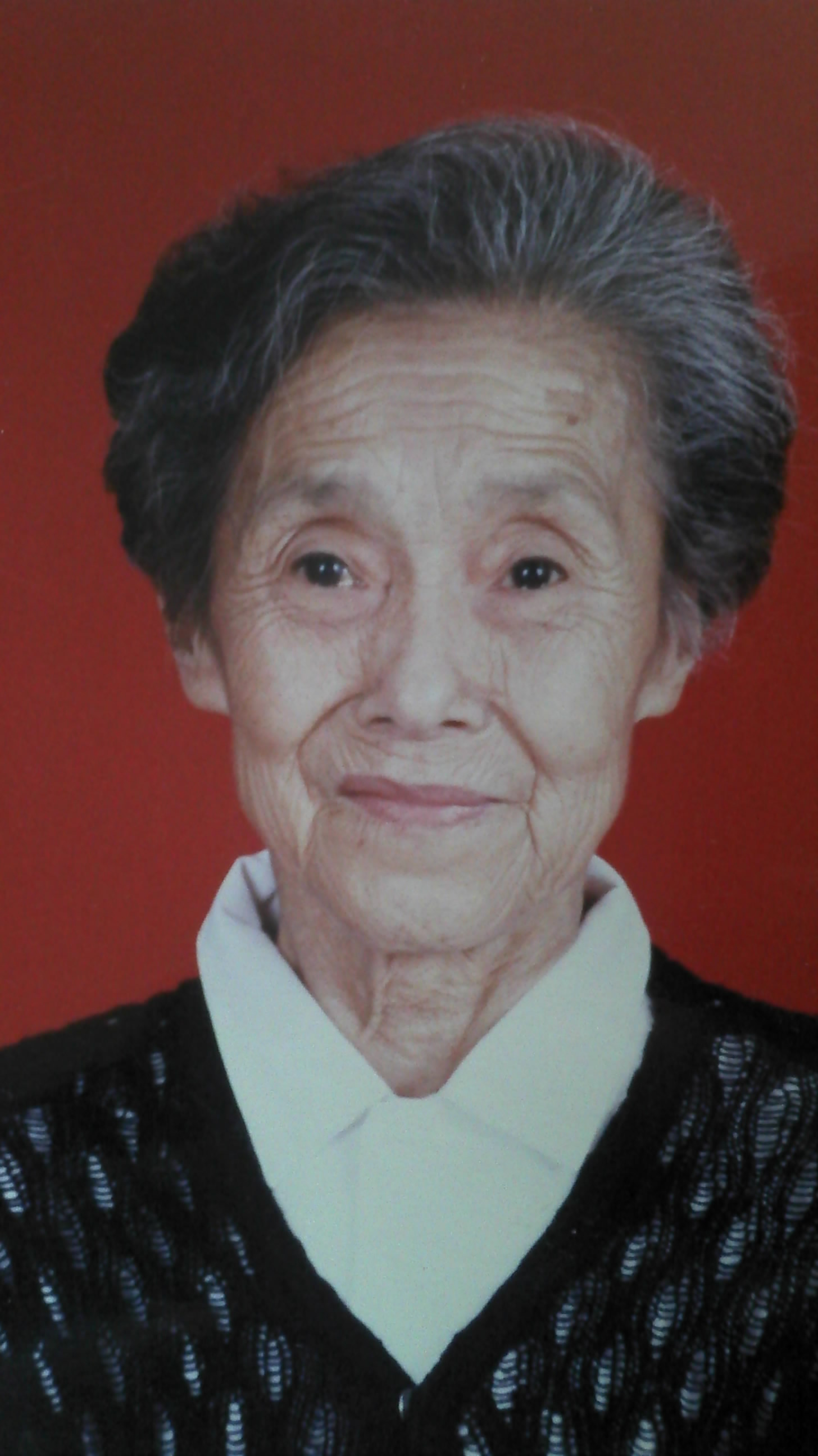 裴心一