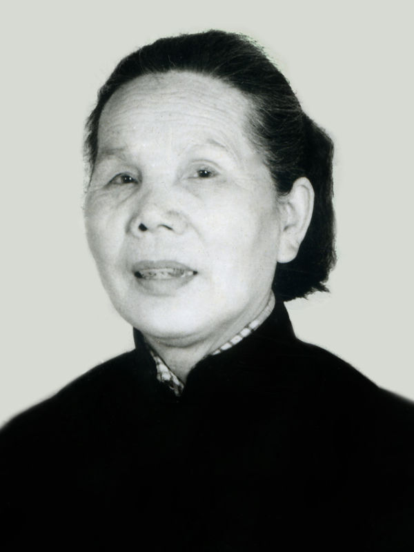 杨秀英