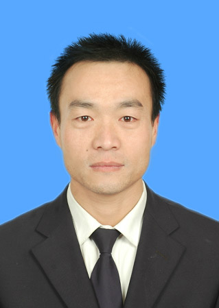 满崇利