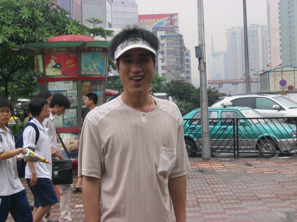 刘鸿俊