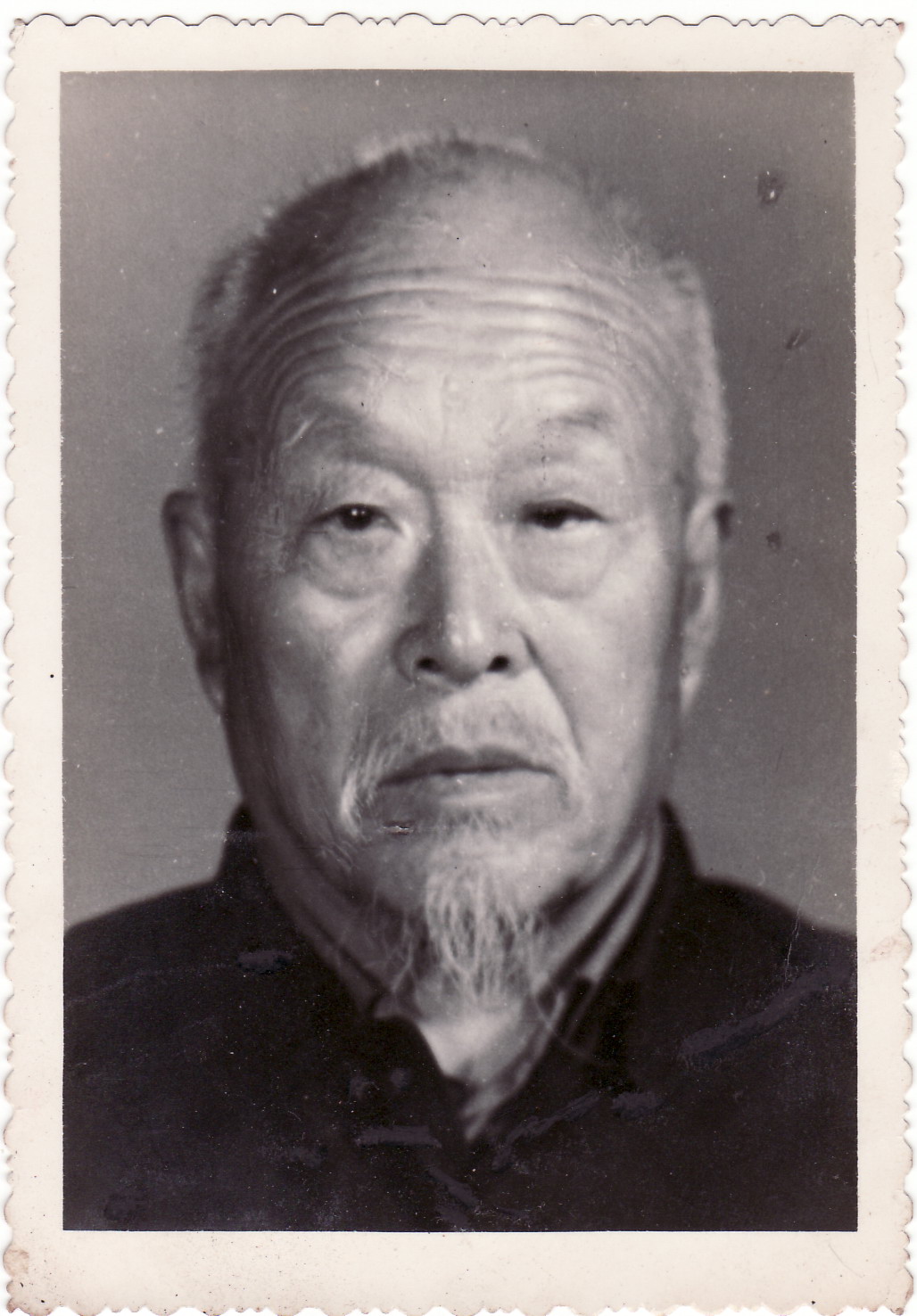 李秉文
