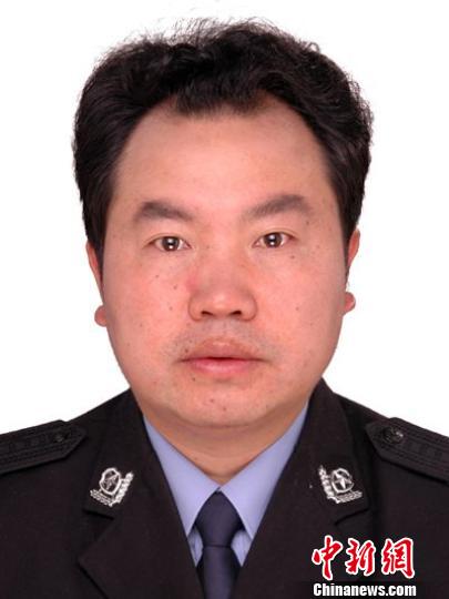 顾真红