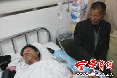 小伙因拒买路边摊劣质手机被连捅4刀
