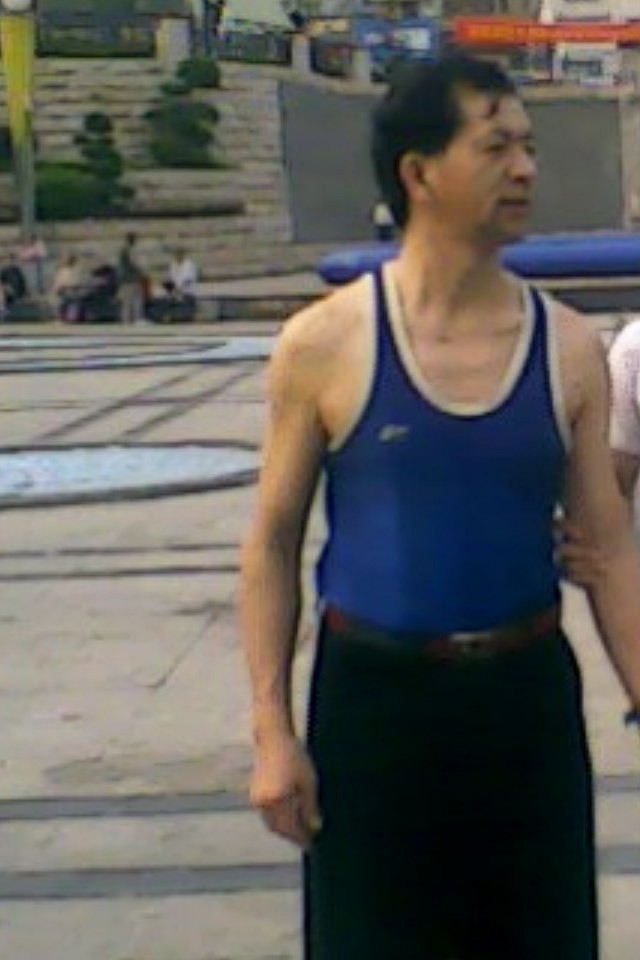韦光明