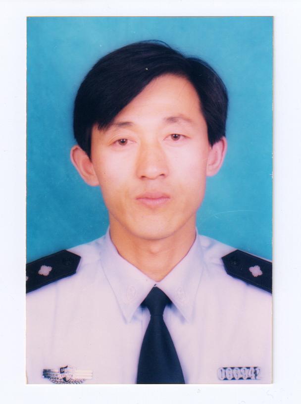 管耀民