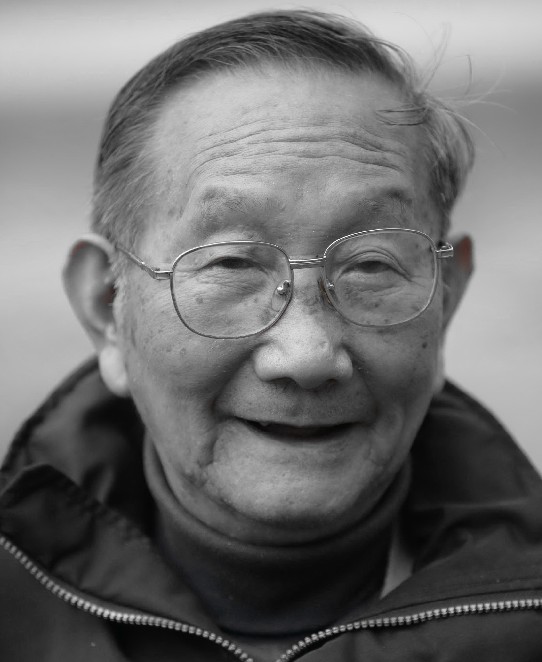 严雄克