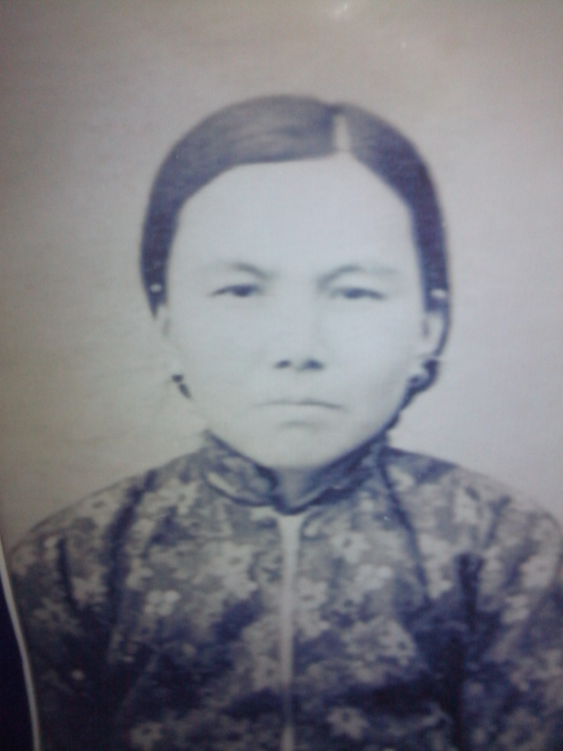 连燕女