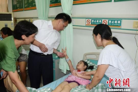 广州爆炸震碎幼儿园玻璃伤及13名儿童