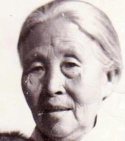 李明珍