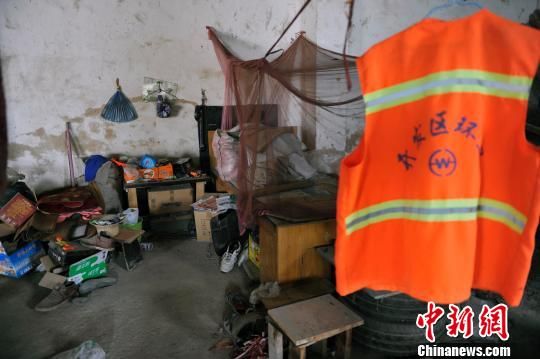 河南61岁环卫工工作时被撞身亡 家属智障难维权
