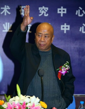 吴天明