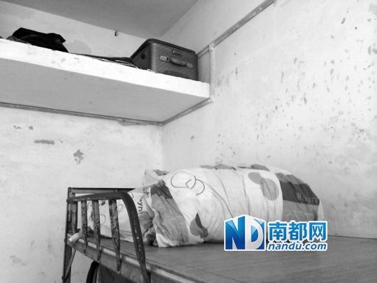 疑宿舍构造有问题17岁学生宿舍内摔伤致死