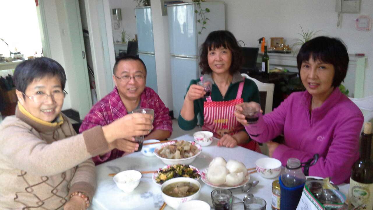 博卫虹洪