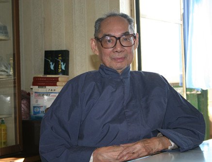 曾彦修