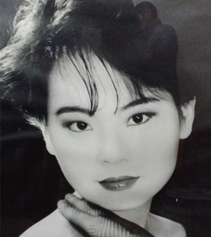胡盈盈
