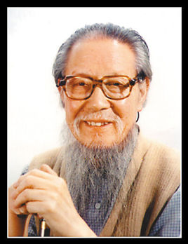 李　觉