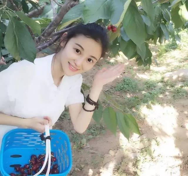 谨以此片纪念远在天堂的徐小婷 你永远活在我们心中 我们永远爱你