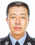 李钢