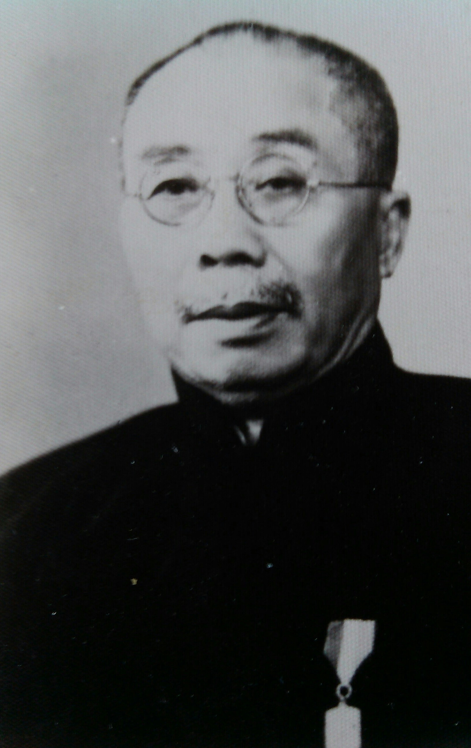 张翰庭