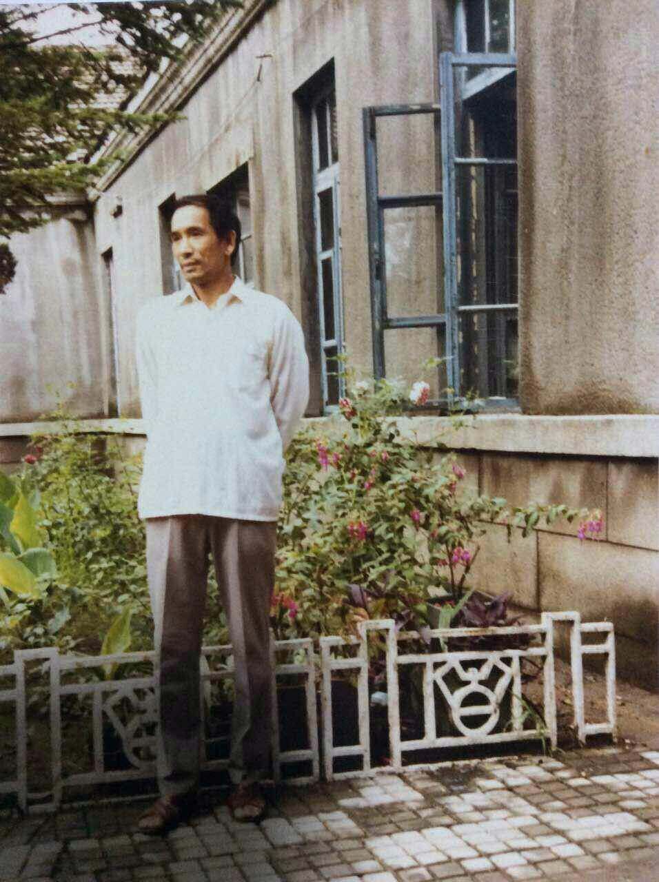 竭玉昆