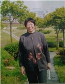 秦新梅