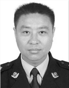 钱华