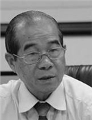 彭万年