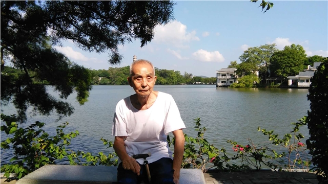 潘见日