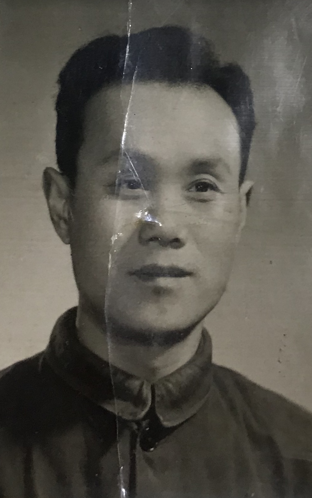 房延宏照片