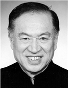梁雄健
