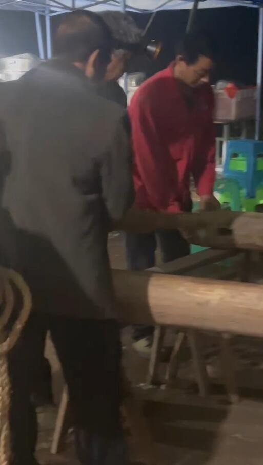 下葬视频08