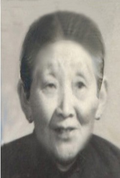 奶奶：江五梅