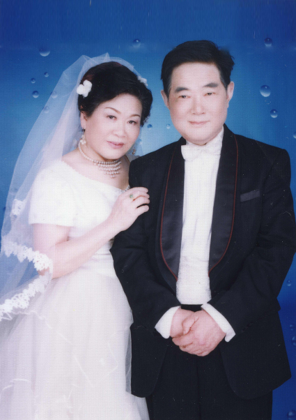 屠忠浩  李碧芬