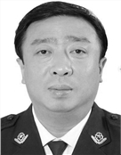 董亦军