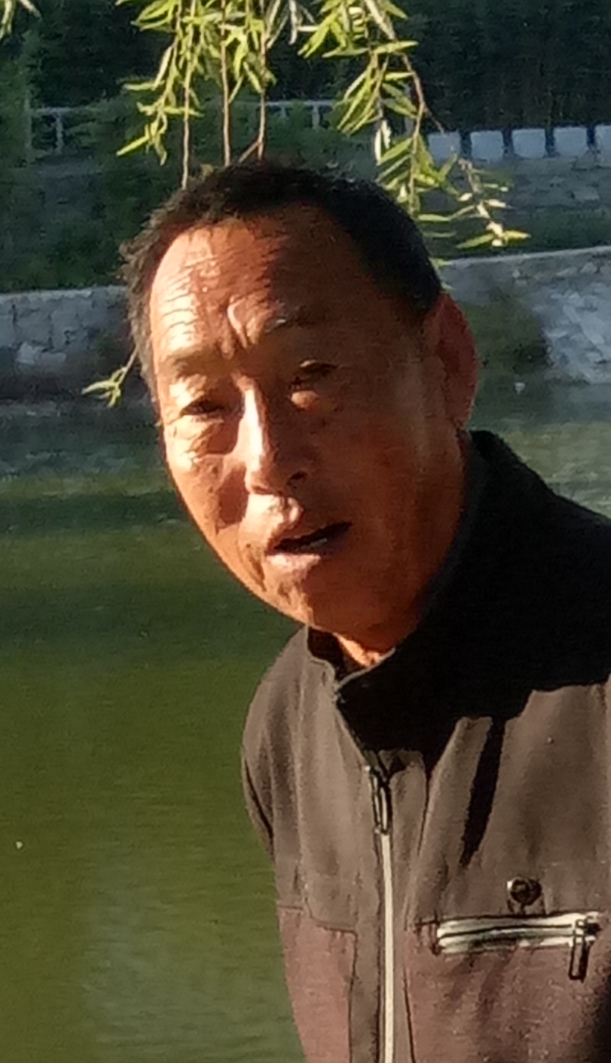 魏先成