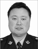 岚皋县公安局交通管理大队大队长华小平同志