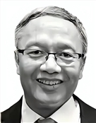 黄启东