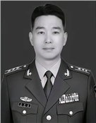 周昆训