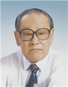 民革中央原副主席胡敏