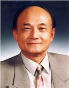 胡英