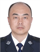 吕飞