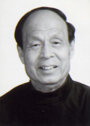 李力殷