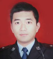 张磊