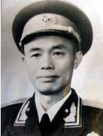 钟伟